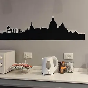 Smart Holidays 3*, Roma Italia
