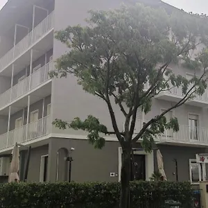 Hotel Platani